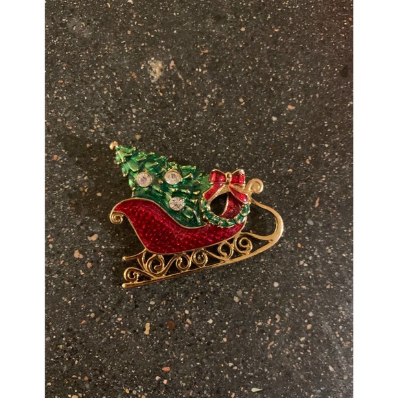 Eisenberg Christmas Enamel Brooch Rhinestone Tree in Sled with Wreath - Picture 9 of 10